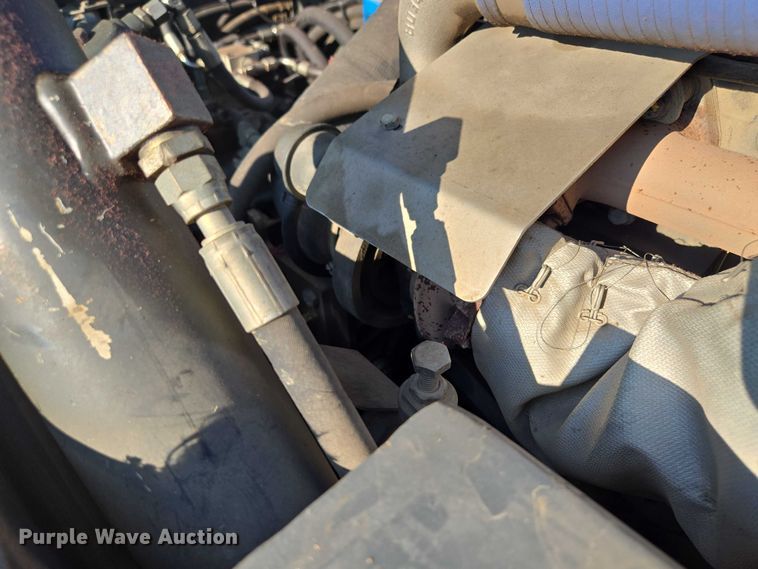 image for item EF1941 2016 Ravo 5 Series 540 street sweeper