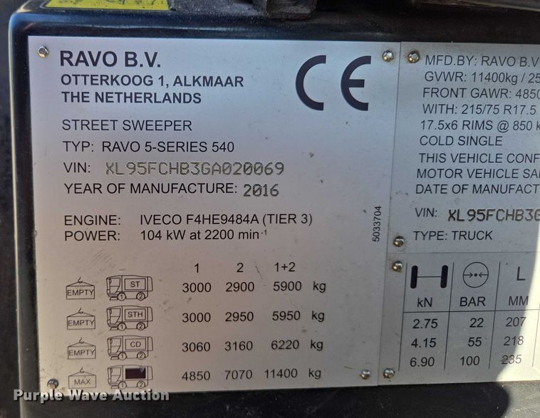 image for item EF1941 2016 Ravo 5 Series 540 street sweeper