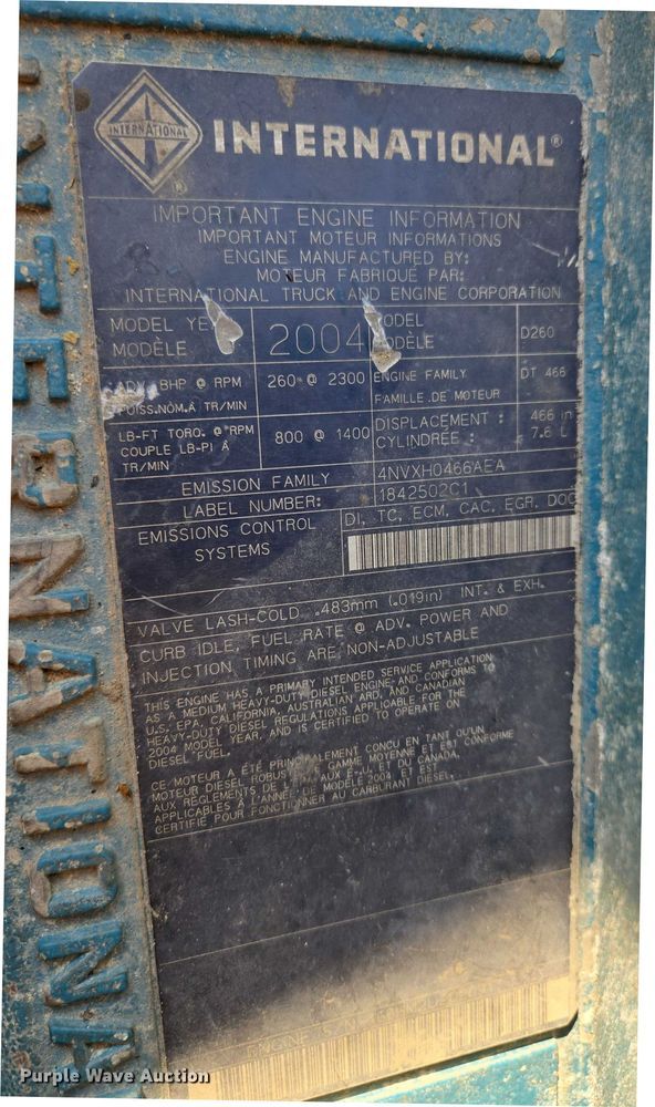 image for item EF1946 2005 International 4400 bucket truck