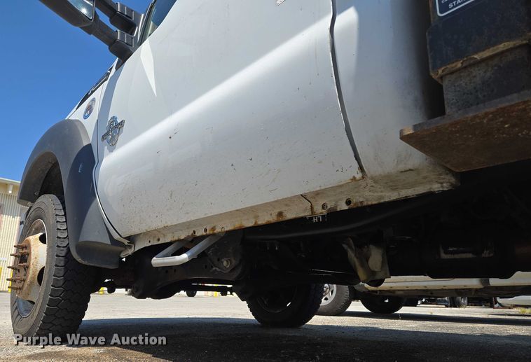 image for item EF1947 2011 Ford F550 Super Duty bucket truck