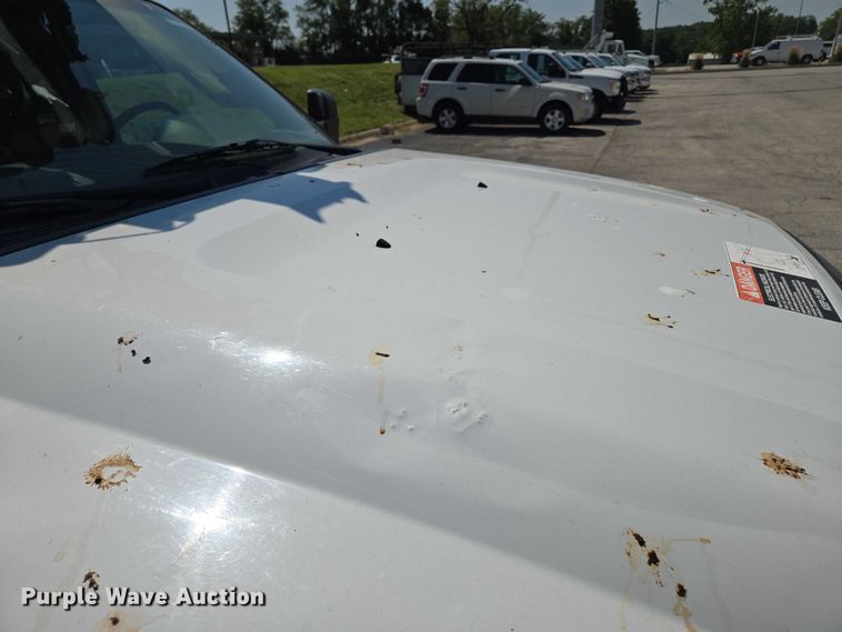 image for item EF1947 2011 Ford F550 Super Duty bucket truck