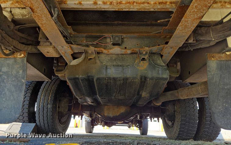 image for item EF1947 2011 Ford F550 Super Duty bucket truck