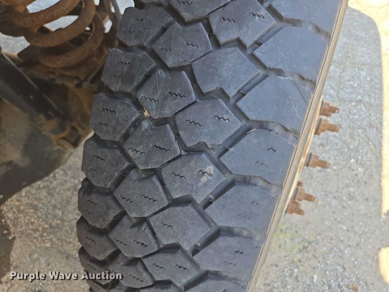 image for item EF1947 2011 Ford F550 Super Duty bucket truck