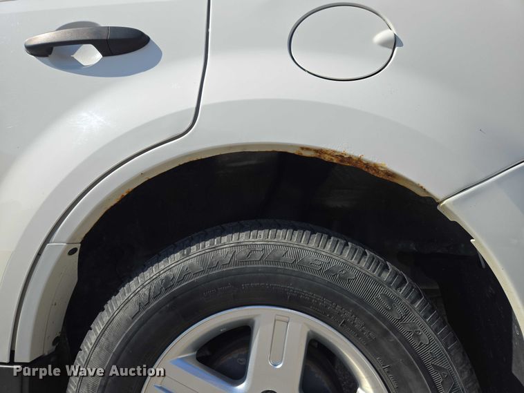 image for item EF1948 2011 Ford Escape Hybrid SUV