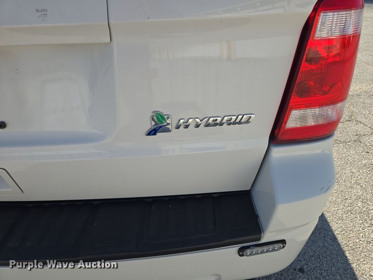 image for item EF1948 2011 Ford Escape Hybrid SUV