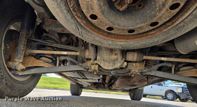 image for item EF1948 2011 Ford Escape Hybrid SUV