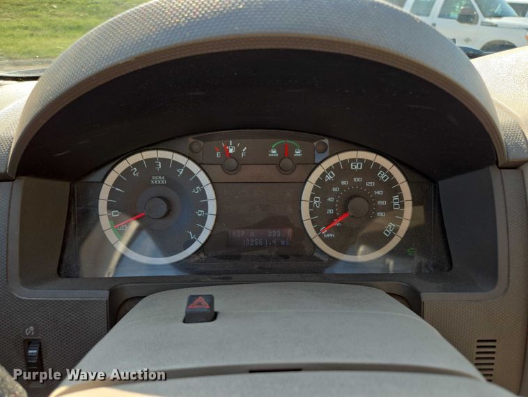 image for item EF1948 2011 Ford Escape Hybrid SUV