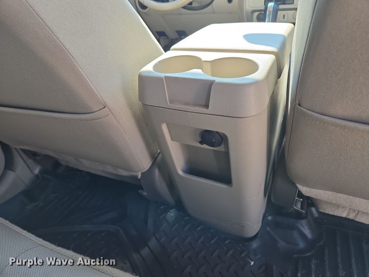 image for item EF1948 2011 Ford Escape Hybrid SUV