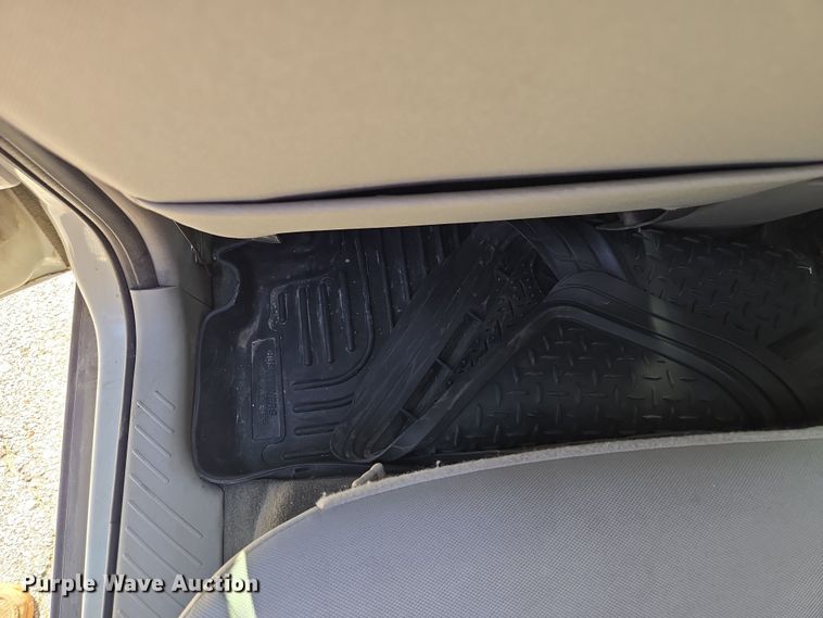 image for item EF1948 2011 Ford Escape Hybrid SUV