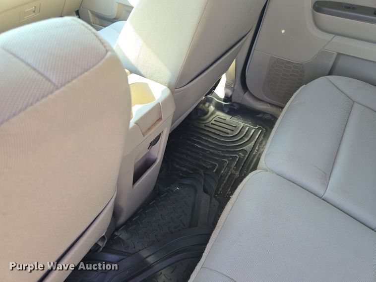 image for item EF1948 2011 Ford Escape Hybrid SUV