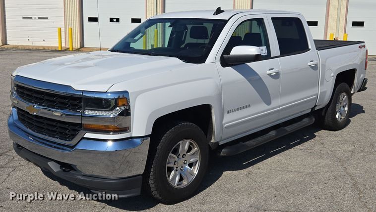 image for item EF1950 2018 Chevrolet Silverado 1500 Crew Cab pickup truck