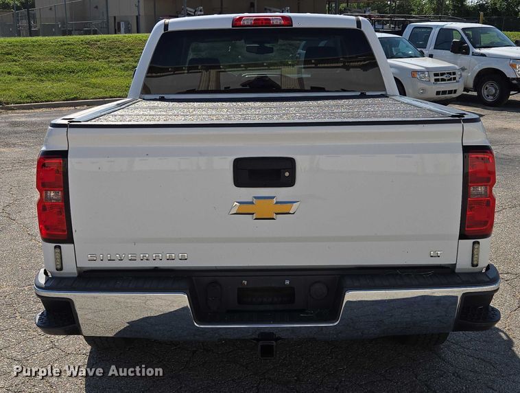 image for item EF1950 2018 Chevrolet Silverado 1500 Crew Cab pickup truck