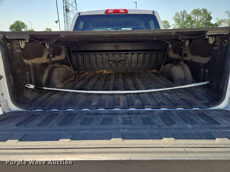 image for item EF1950 2018 Chevrolet Silverado 1500 Crew Cab pickup truck