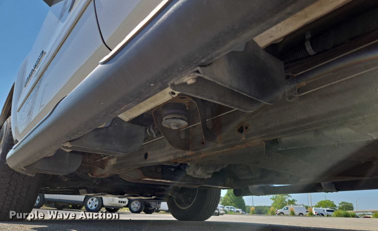 image for item EF1950 2018 Chevrolet Silverado 1500 Crew Cab pickup truck