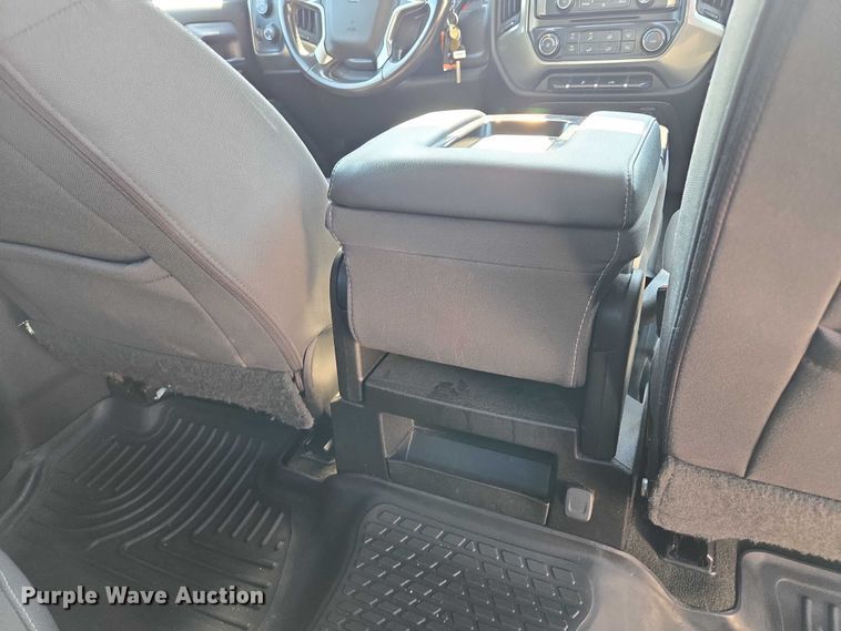 image for item EF1950 2018 Chevrolet Silverado 1500 Crew Cab pickup truck