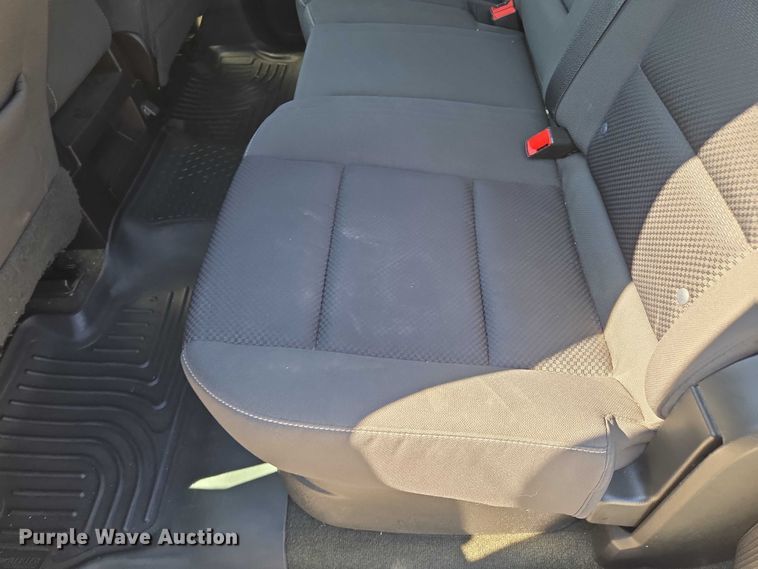 image for item EF1950 2018 Chevrolet Silverado 1500 Crew Cab pickup truck