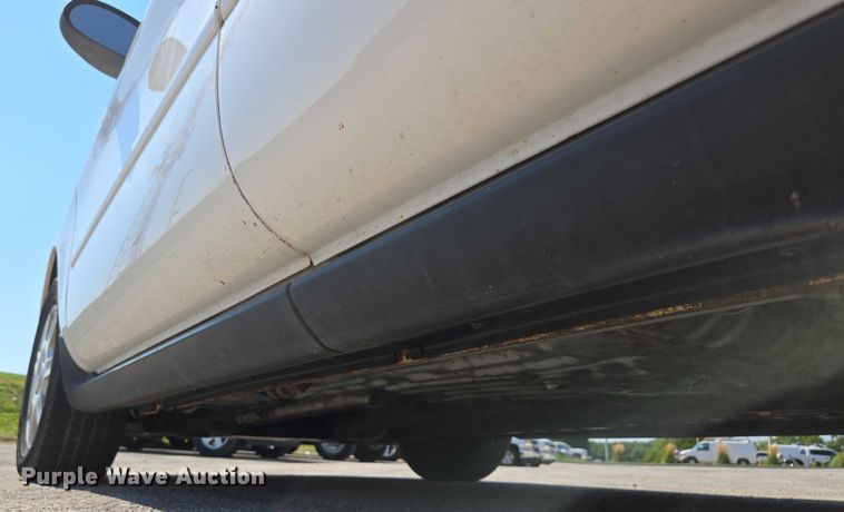 image for item EF1951 2005 Ford Taurus 