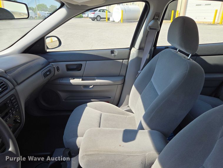 image for item EF1951 2005 Ford Taurus 