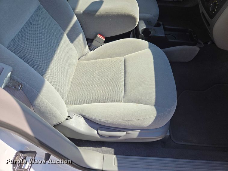 image for item EF1951 2005 Ford Taurus 