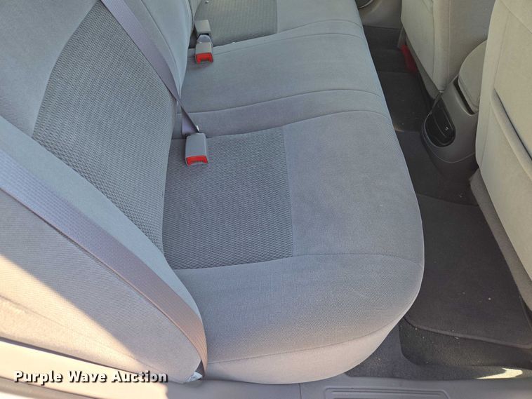 image for item EF1951 2005 Ford Taurus 