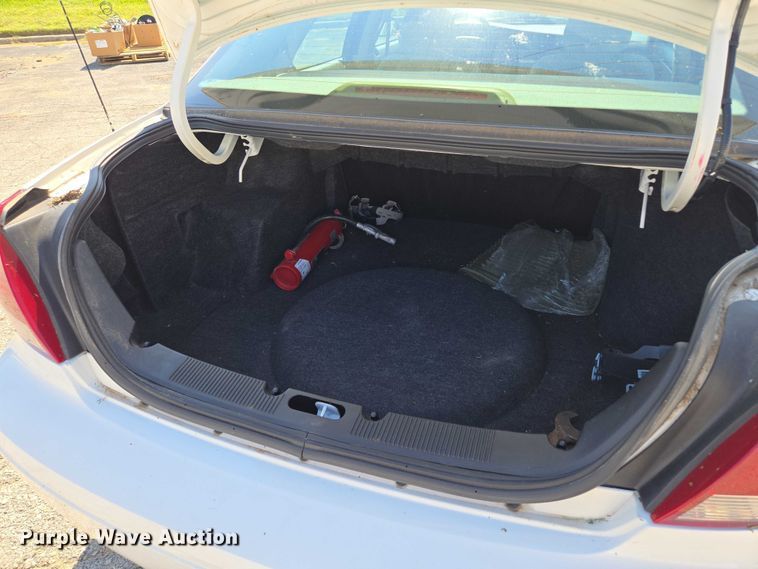 image for item EF1951 2005 Ford Taurus 