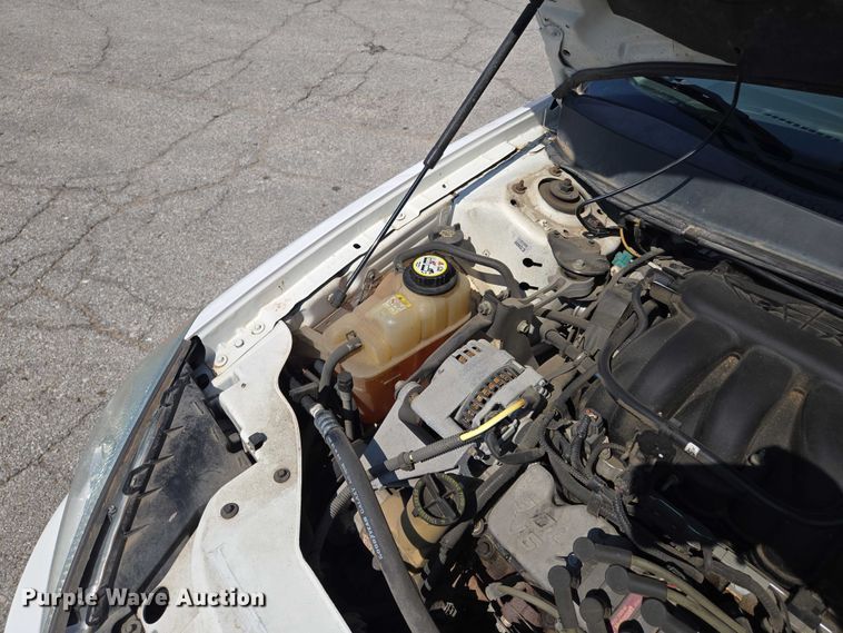 image for item EF1951 2005 Ford Taurus 