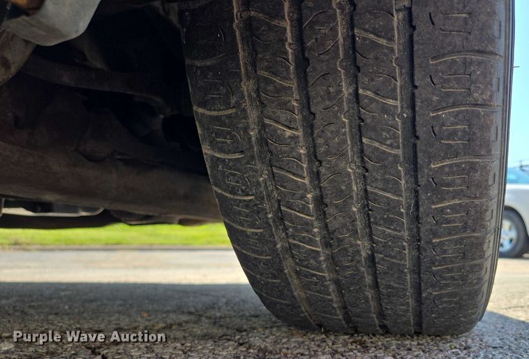 image for item EF1951 2005 Ford Taurus 