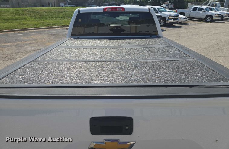 image for item EF1952 2018 Chevrolet Silverado 1500 Double Cab pickup truck