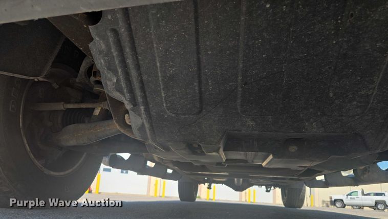 image for item EF1952 2018 Chevrolet Silverado 1500 Double Cab pickup truck