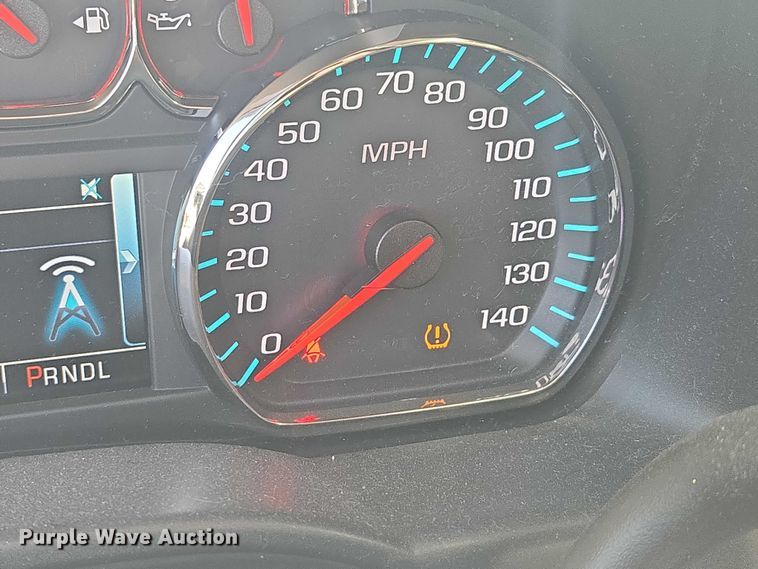 image for item EF1952 2018 Chevrolet Silverado 1500 Double Cab pickup truck