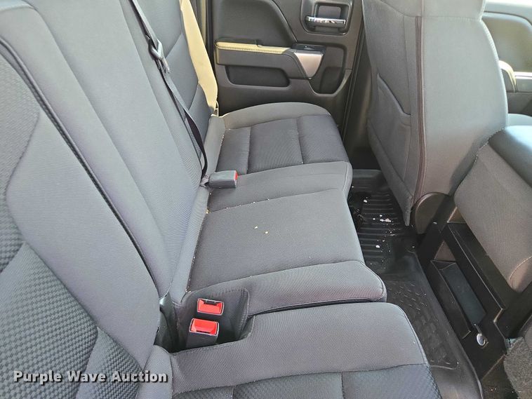 image for item EF1952 2018 Chevrolet Silverado 1500 Double Cab pickup truck