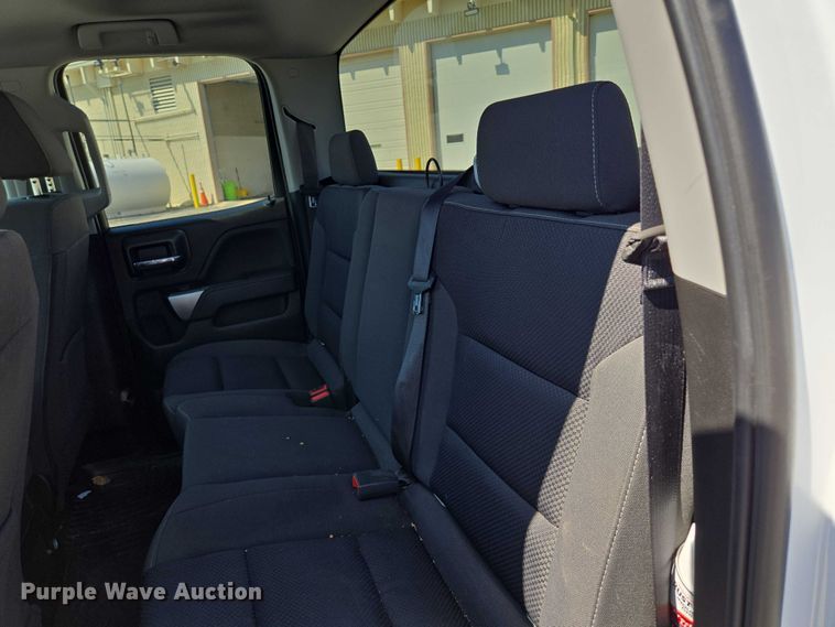 image for item EF1952 2018 Chevrolet Silverado 1500 Double Cab pickup truck