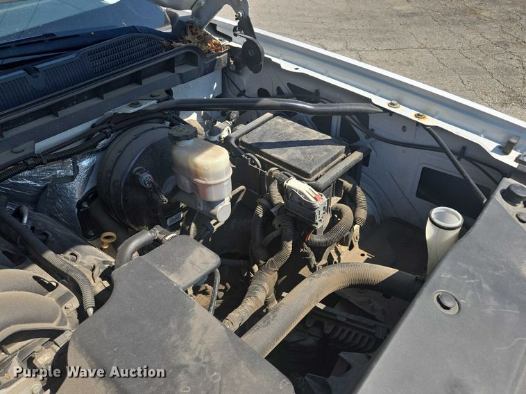 image for item EF1952 2018 Chevrolet Silverado 1500 Double Cab pickup truck