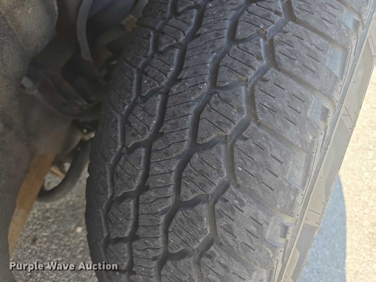 image for item EF1952 2018 Chevrolet Silverado 1500 Double Cab pickup truck