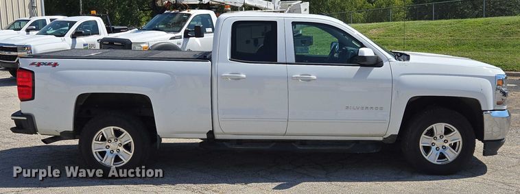 image for item EF1953 2016 Chevrolet Silverado 1500 Double Cab pickup truck