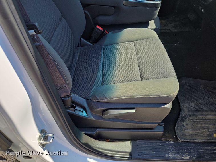 image for item EF1953 2016 Chevrolet Silverado 1500 Double Cab pickup truck