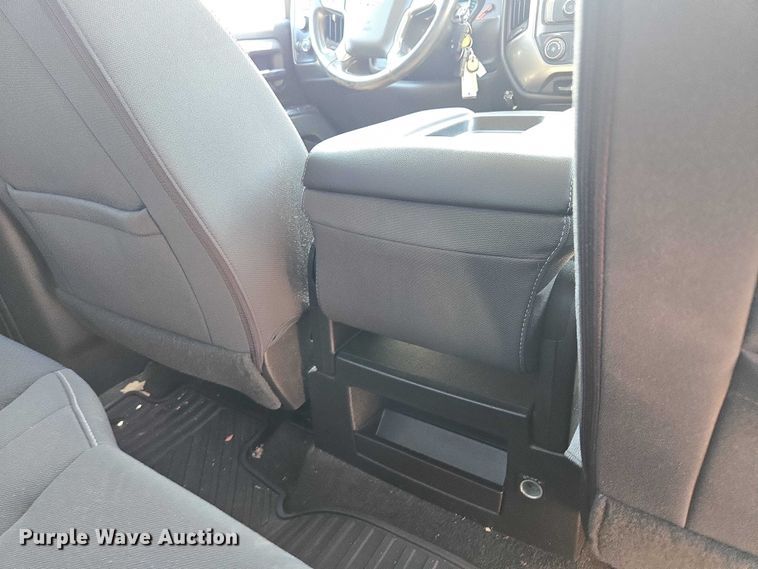 image for item EF1953 2016 Chevrolet Silverado 1500 Double Cab pickup truck