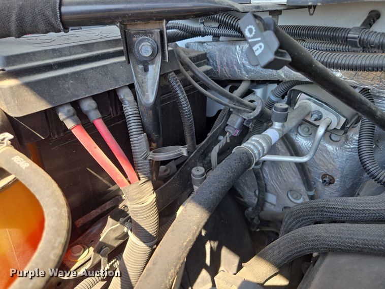 image for item EF1953 2016 Chevrolet Silverado 1500 Double Cab pickup truck