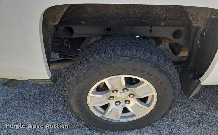 image for item EF1953 2016 Chevrolet Silverado 1500 Double Cab pickup truck