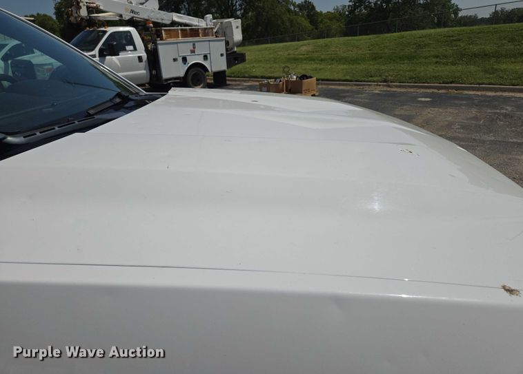 image for item EF1954 2017 Chevrolet Silverado 1500 Crew Cab pickup truck