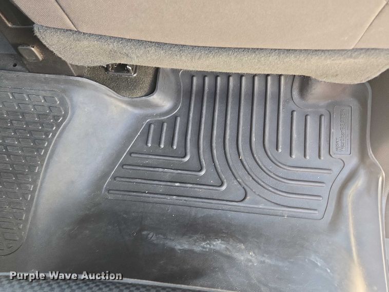 image for item EF1954 2017 Chevrolet Silverado 1500 Crew Cab pickup truck