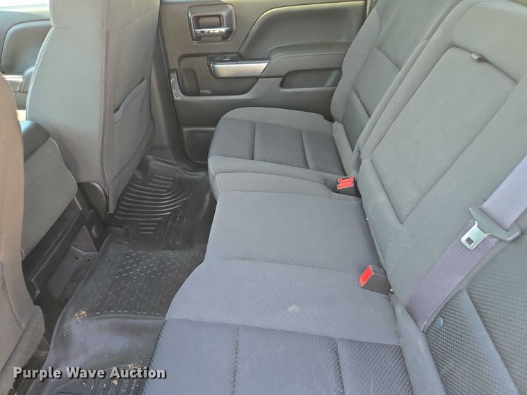 image for item EF1954 2017 Chevrolet Silverado 1500 Crew Cab pickup truck