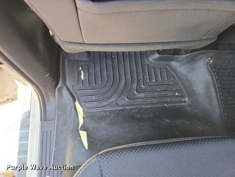 image for item EF1954 2017 Chevrolet Silverado 1500 Crew Cab pickup truck