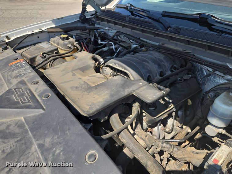 image for item EF1954 2017 Chevrolet Silverado 1500 Crew Cab pickup truck