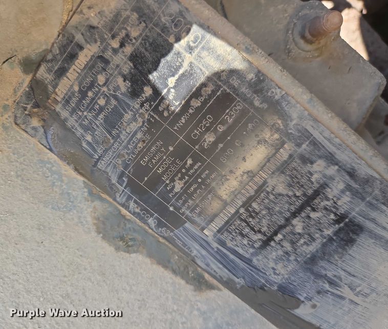 image for item EF1955 2000 International 4900 dump truck