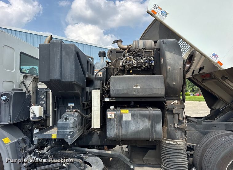 image for item EF2116 2017 Kenworth K270 street sweeper truck