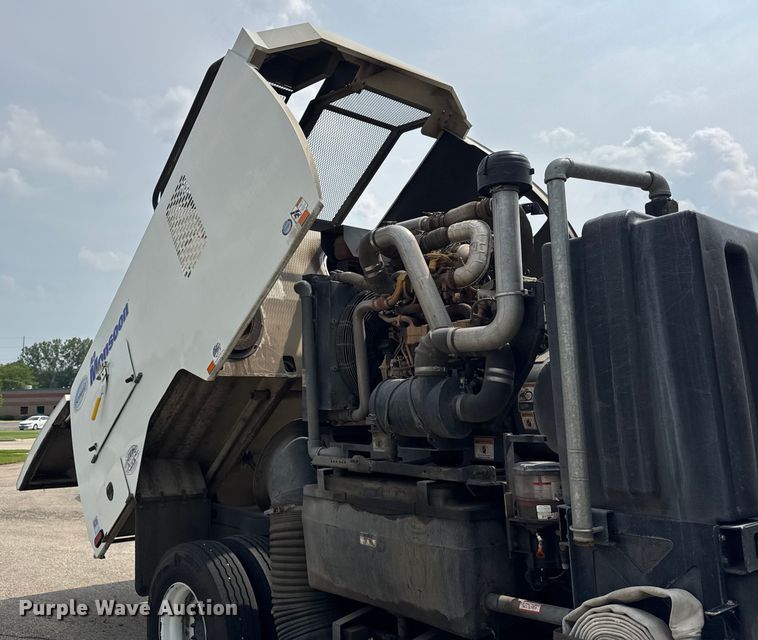 image for item EF2116 2017 Kenworth K270 street sweeper truck