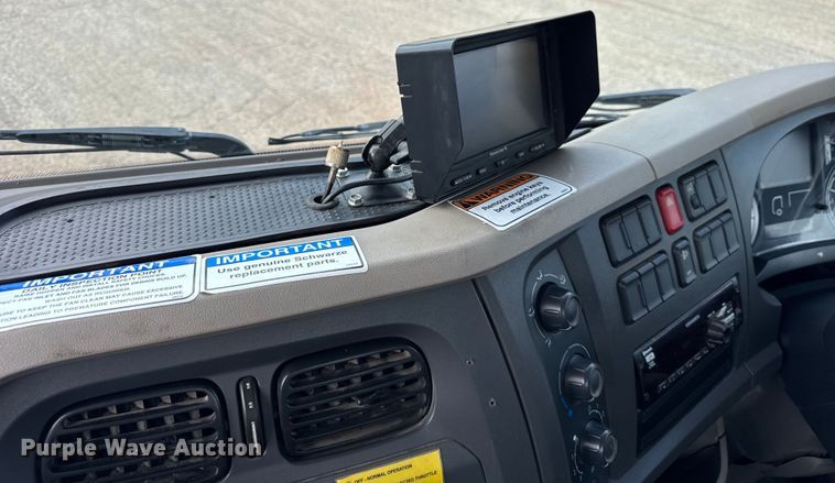 image for item EF2116 2017 Kenworth K270 street sweeper truck