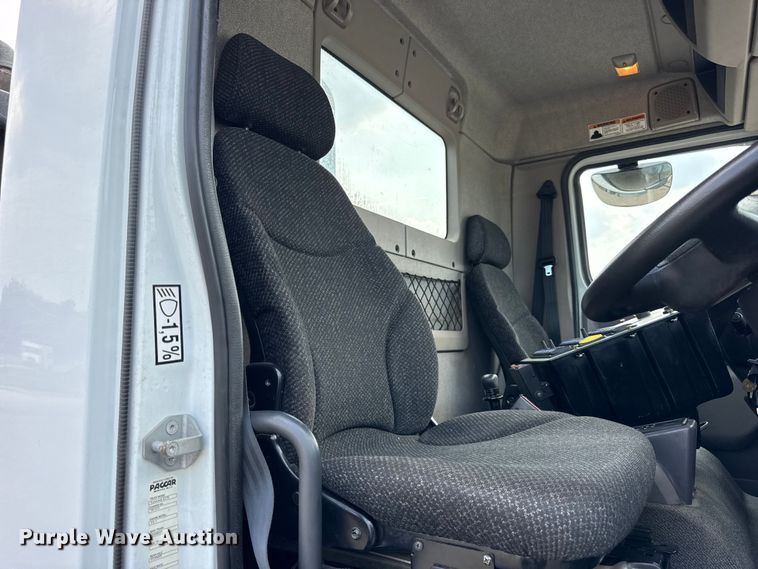 image for item EF2116 2017 Kenworth K270 street sweeper truck