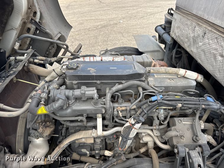 image for item EF2116 2017 Kenworth K270 street sweeper truck